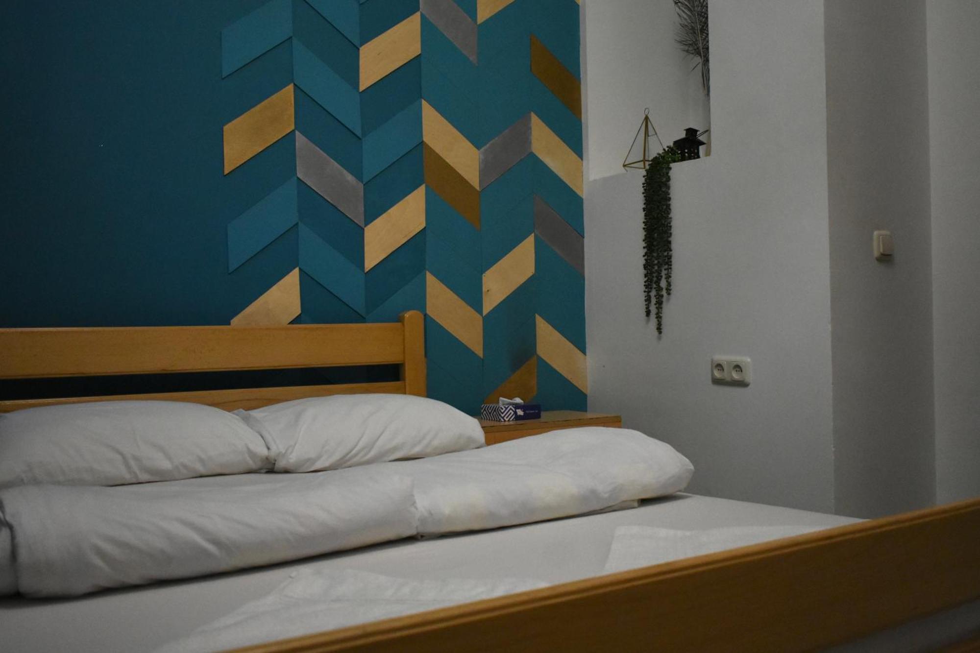 Envoy Hostel & Tours Jerevan Exteriör bild
