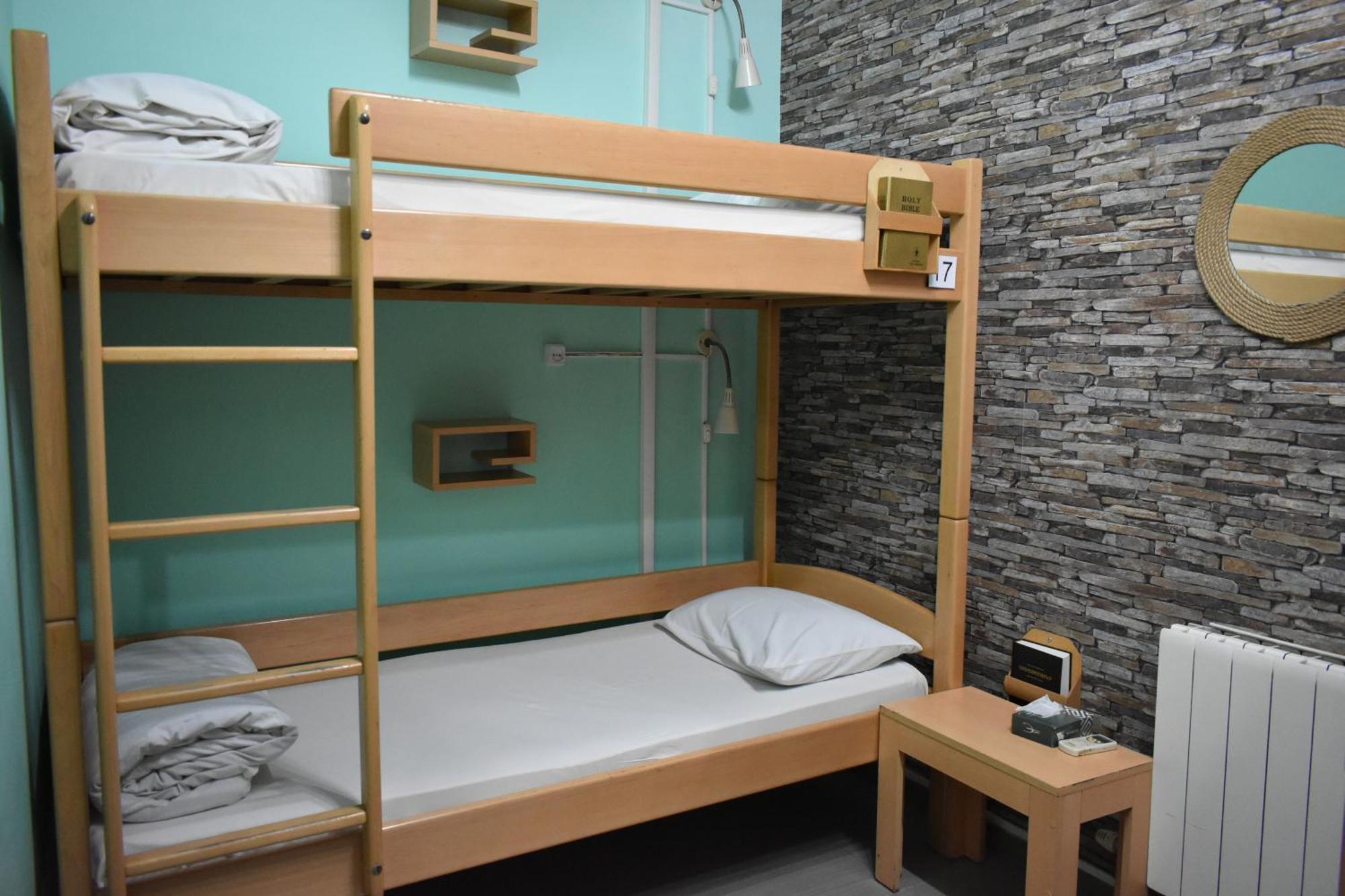 Envoy Hostel & Tours Jerevan Exteriör bild