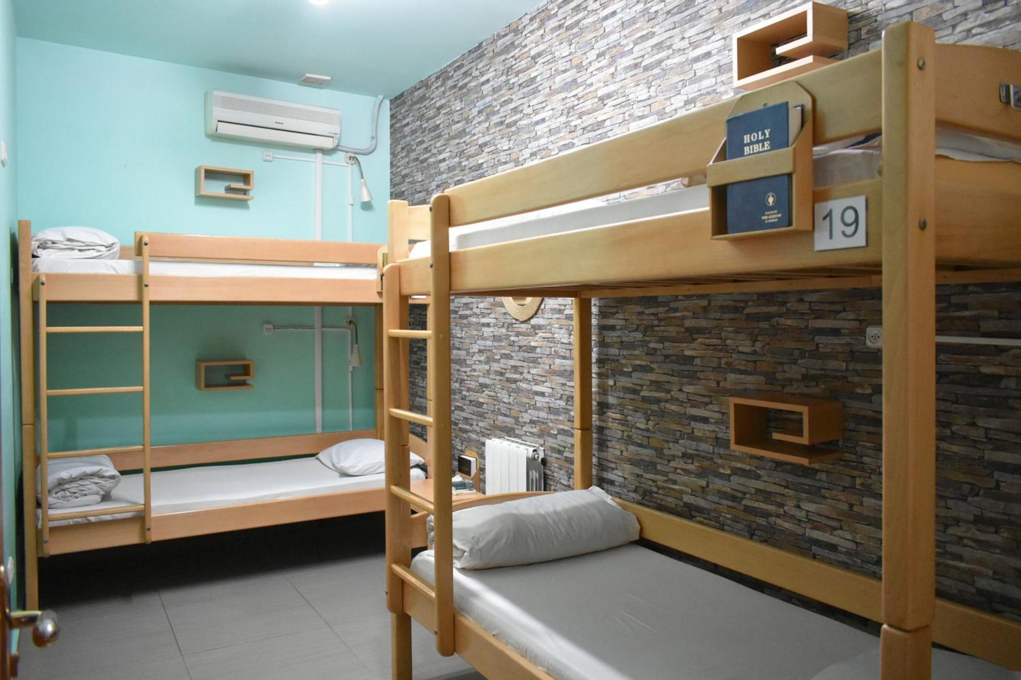 Envoy Hostel & Tours Jerevan Exteriör bild