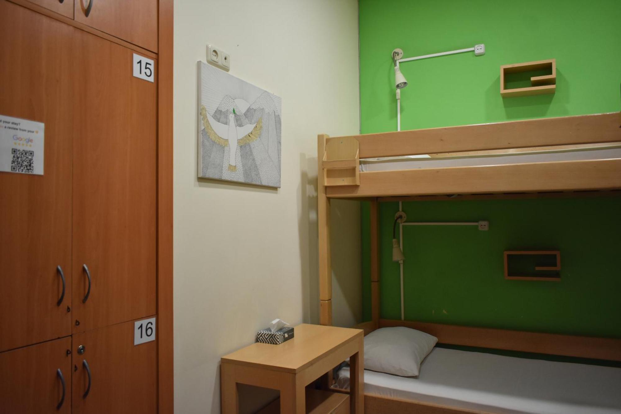 Envoy Hostel & Tours Jerevan Exteriör bild
