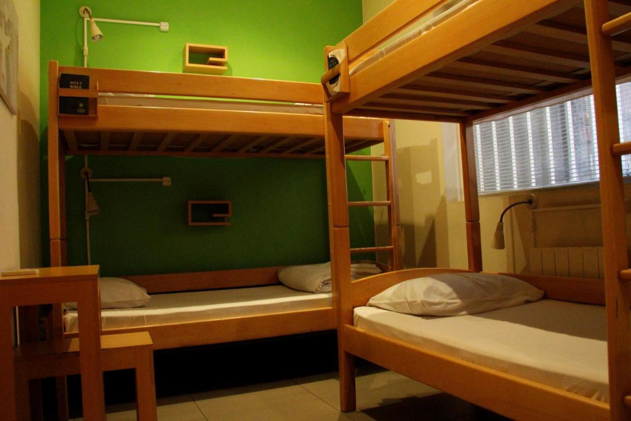 Envoy Hostel & Tours Jerevan Exteriör bild